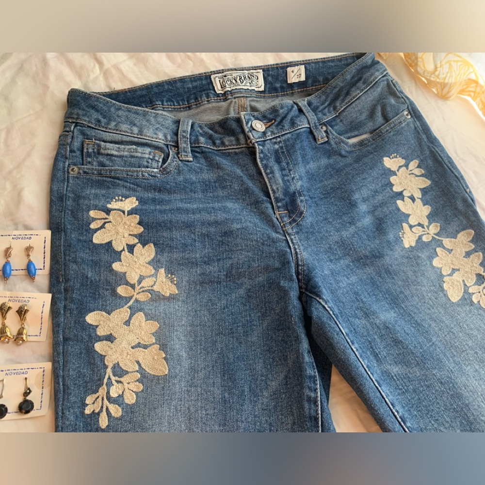 Lucky Brand floral embroidered Jeans+ & 1, vintage pair of Euro earrings